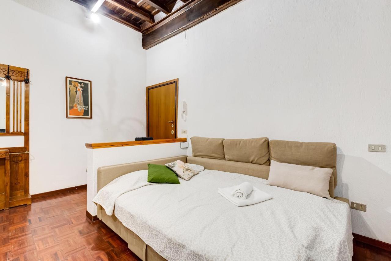 Spanish Steps Spacious Apartment Рим Экстерьер фото