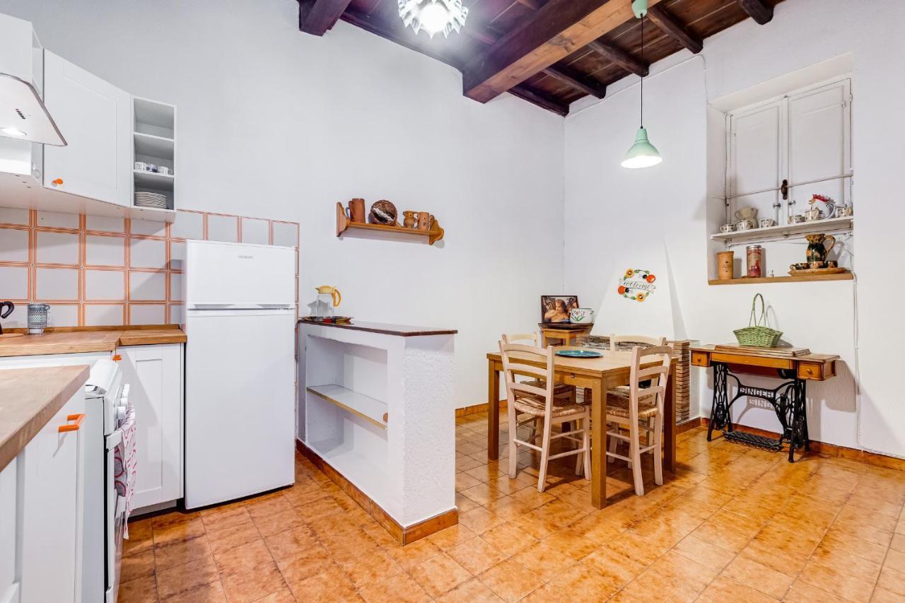 Spanish Steps Spacious Apartment Рим Экстерьер фото